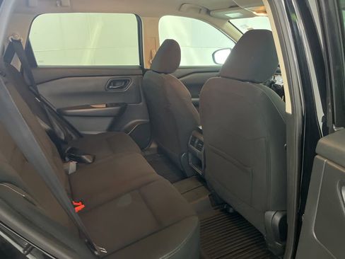Used 2024 Nissan Rogue S AWD/4WD image 23