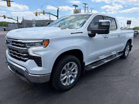 Used 2024 Chevrolet Silverado 1500 LTZ w/ LTZ Premium Package AWD/4WD image 12