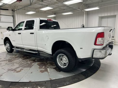 Used 2022 RAM 3500 Tradesman AWD/4WD image 4