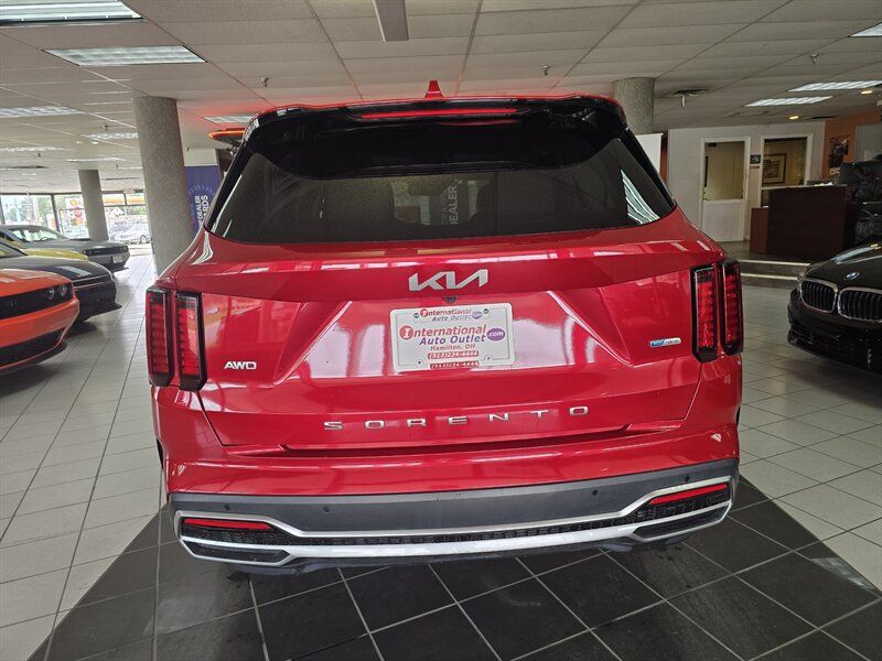 Used 2022 Kia Sorento S AWD/4WD image 5