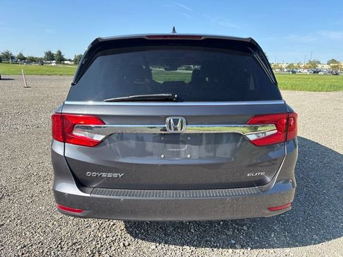 Used 2018 Honda Odyssey Elite image 10