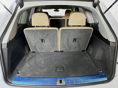 Used 2021 Audi Q7 3.0T Premium w/ Convenience Package image 30