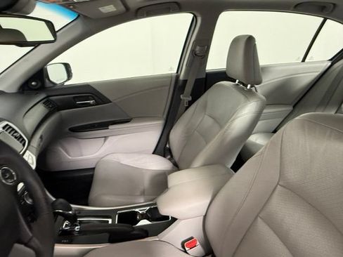 Used 2015 Honda Accord EX-L image 29