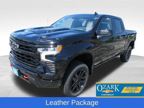 New 2026 Chevrolet Silverado 1500 LT Trail Boss w/ Convenience Package II AWD/4WD image 1