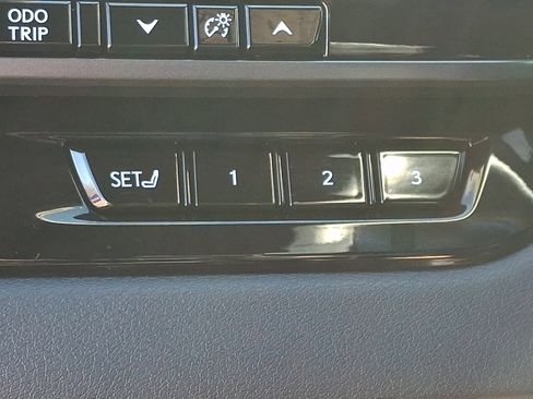 Certified 2025 Lexus RX 350 Premium image 27