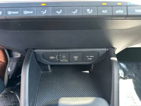 Used 2025 Kia K4 FWD image 17