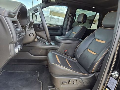 Used 2023 GMC Yukon AT4 w/ Technology Package image 13