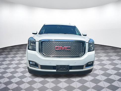 Used 2016 GMC Yukon XL Denali w/ Open Road Package AWD/4WD image 6