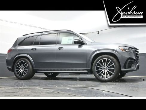 Used 2025 Mercedes-Benz GLS 450 4MATIC image 33