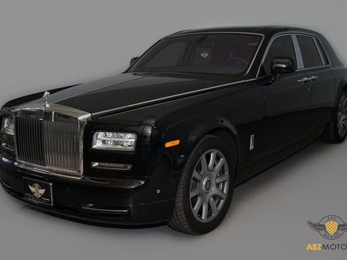 Used 2013 Rolls-Royce Phantom Sedan image 3
