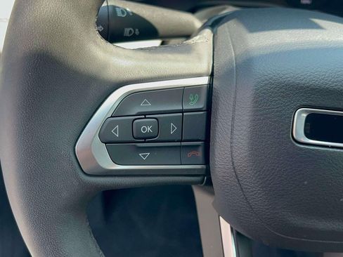 Used 2023 Jeep Compass Limited AWD/4WD image 19