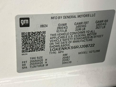 Used 2024 GMC Acadia Elevation w/ LPO, Floor Liner Package FWD image 12
