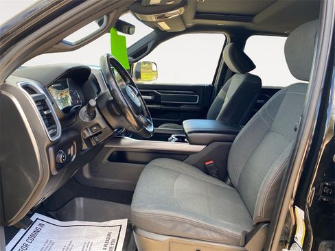 Used 2022 RAM 2500 Big Horn w/ Level C Equiment Group image 9