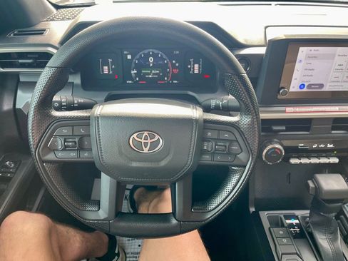 Used 2025 Toyota Tacoma SR5 image 14