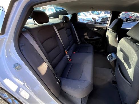 Used 2023 Chevrolet Malibu LT image 18