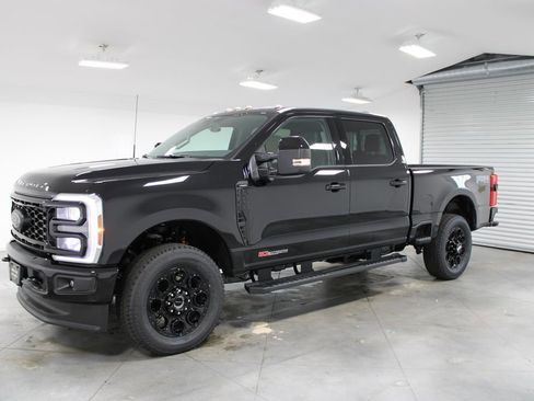 New 2026 Ford F250 Lariat AWD/4WD image 3