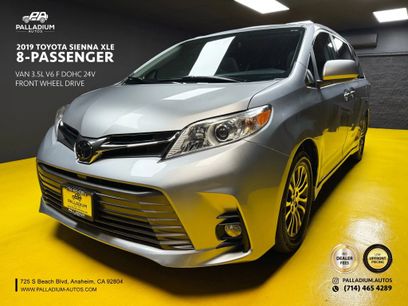 Used 2019 Toyota Sienna XLE