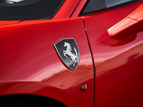 Used 2012 Ferrari 458 Italia Coupe image 6