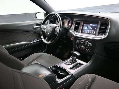 Used 2019 Dodge Charger SXT w/ Blacktop Package RWD image 14