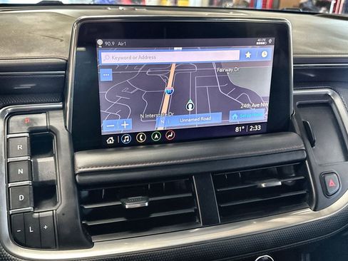 Used 2021 Chevrolet Tahoe RST w/ Luxury Package image 21