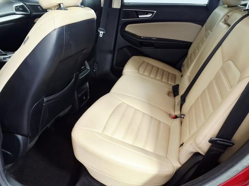 Used 2016 Ford Edge SEL w/ Equipment Group 201A AWD/4WD image 10