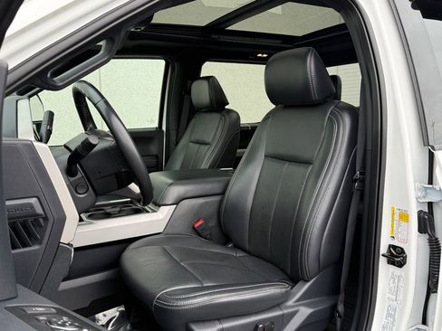 Used 2022 Ford F250 Lariat w/ Lariat Ultimate Package image 13