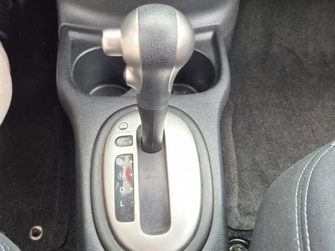 Used 2015 Nissan Versa Note SV FWD image 18