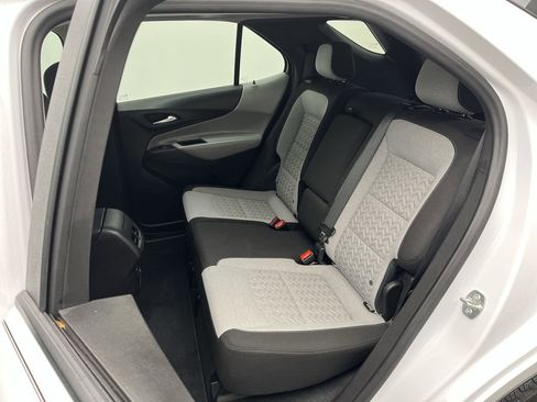 Certified 2024 Chevrolet Equinox LS image 10