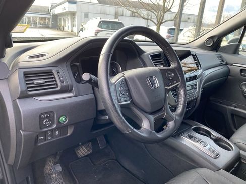 Used 2023 Honda Passport EX-L image 18