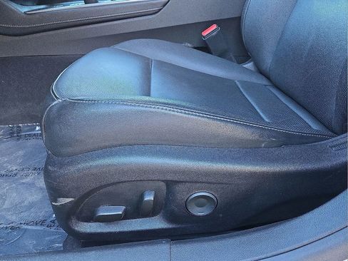 Used 2023 Cadillac CT5 Luxury image 23