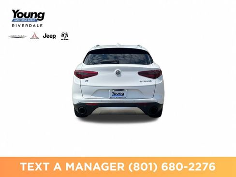 Used 2018 Alfa Romeo Stelvio AWD image 4
