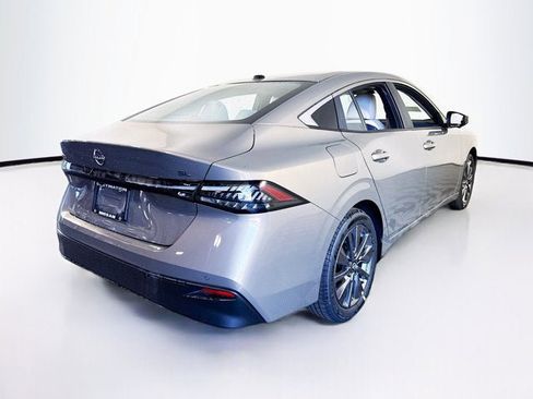 New 2026 Nissan Sentra SL FWD image 5