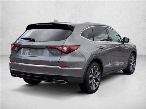 Used 2024 Acura MDX SH-AWD w/ Technology Package image 5