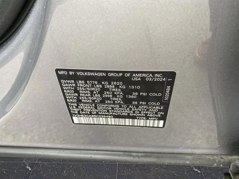 Certified 2024 Volkswagen Atlas Cross Sport SE image 41