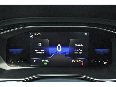 Used 2022 Volkswagen Jetta SE FWD image 16