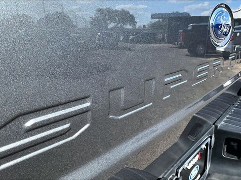 Used 2024 Ford F250 Lariat w/ Sport Appearance Package AWD/4WD image 9