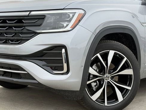 New 2026 Volkswagen Atlas Cross Sport SEL Premium R-Line AWD/4WD image 2