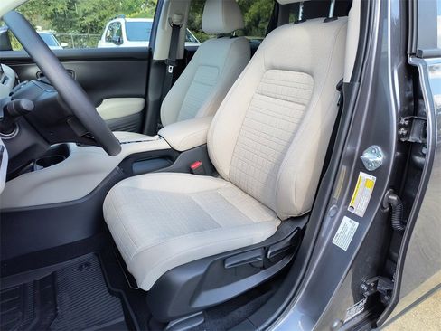 New 2026 Honda HR-V LX image 6