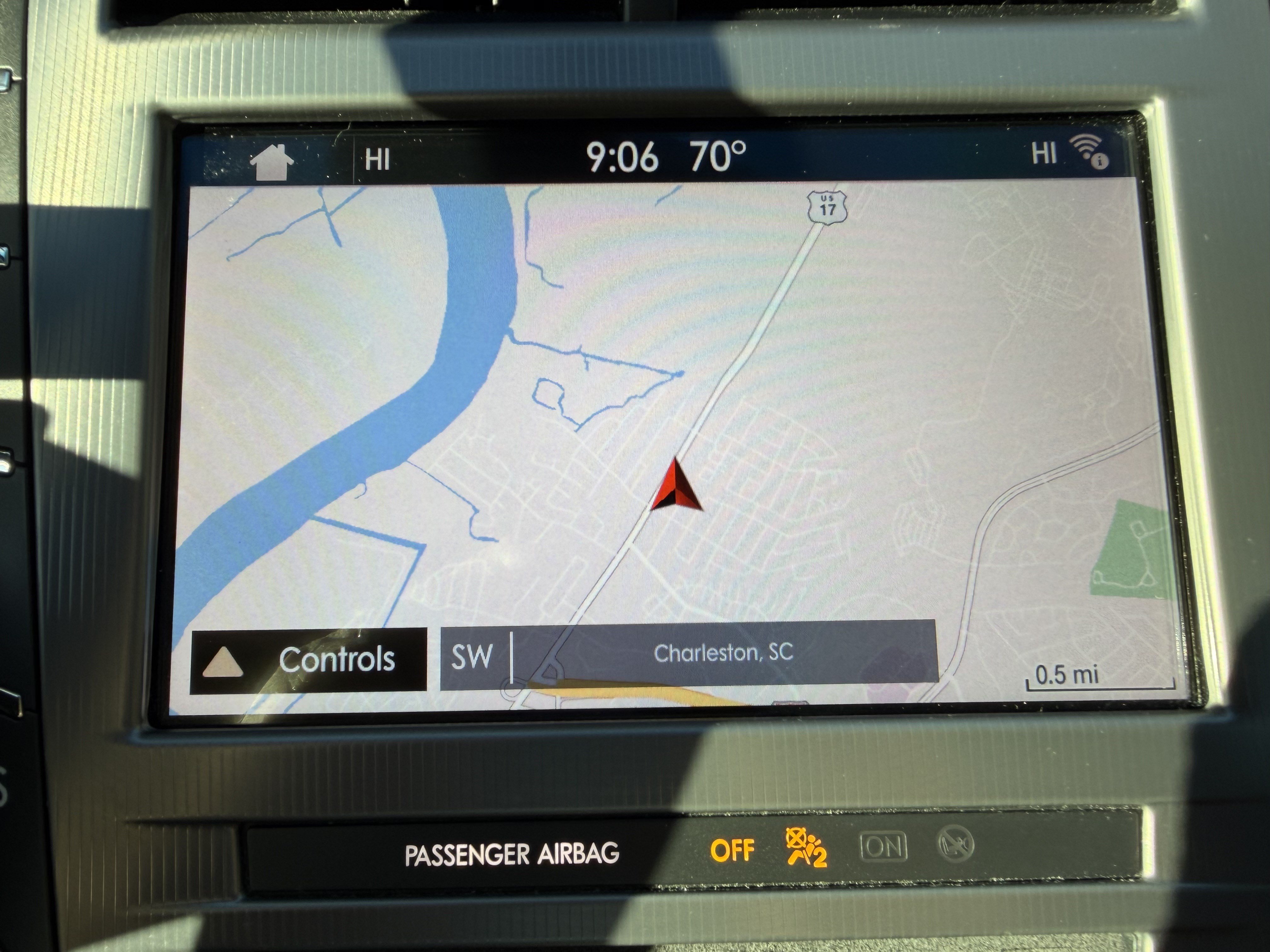 Used 2018 Lincoln MKZ Select w/ Select Plus Package FWD image 22