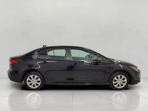 Used 2024 Toyota Corolla LE FWD image 12