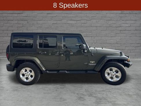Used 2015 Jeep Wrangler Unlimited Sahara w/ Connectivity Group AWD/4WD image 5