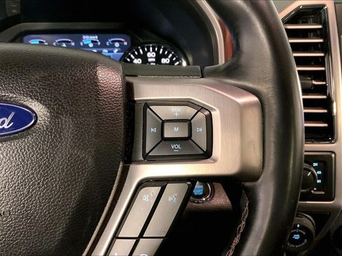 Used 2020 Ford F150 Platinum w/ Equipment Group 701A Luxury AWD/4WD image 19
