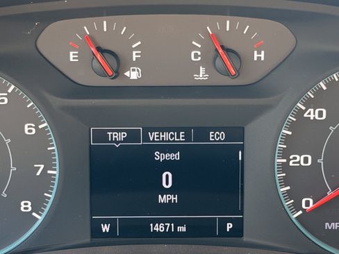 Used 2024 Chevrolet Equinox LS FWD image 15