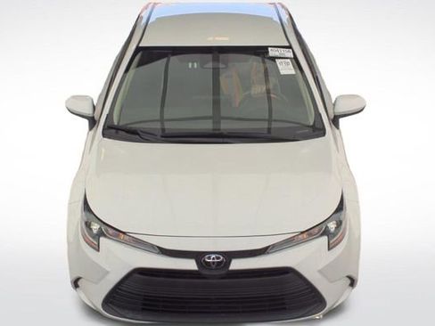 Used 2024 Toyota Corolla LE FWD image 7