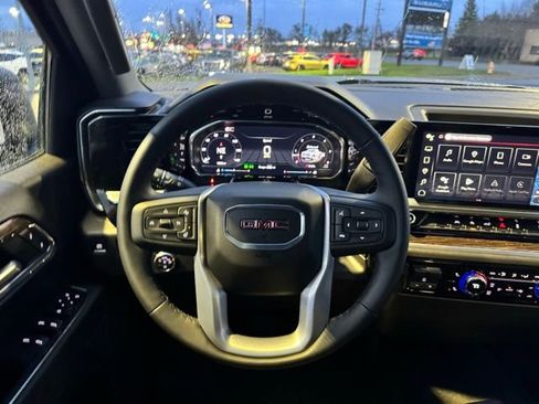 Certified 2025 GMC Sierra 1500 Elevation image 11