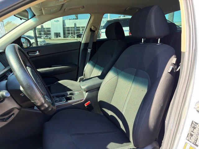 Used 2018 Kia Optima LX w/ 17" Alloy Wheels Package FWD image 17