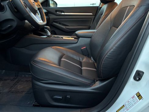 Used 2025 Nissan Altima 2.5 SR image 27