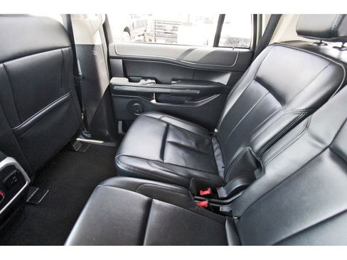 Used 2024 Ford Expedition Max XLT RWD image 12