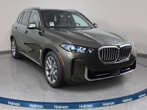 New 2026 BMW X5 xDrive50e w/ Climate Comfort Package AWD/4WD image 3