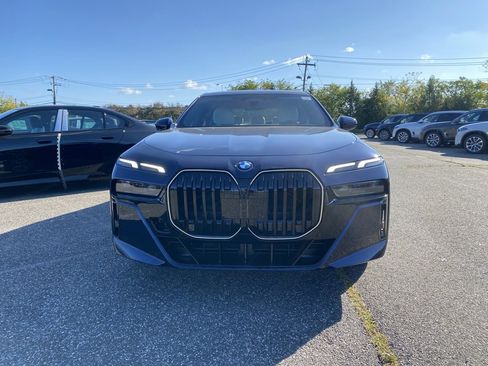New 2026 BMW 760i xDrive image 2